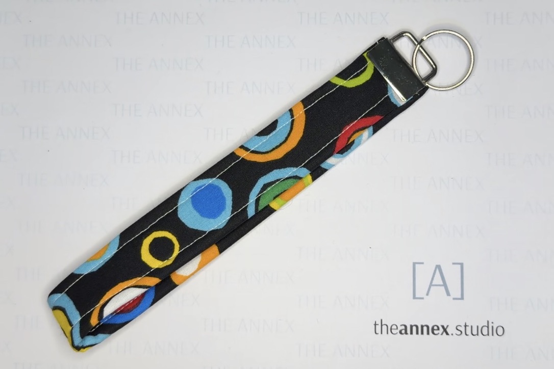 Going in Circles Handmade Wristlet Keychain - Image 13