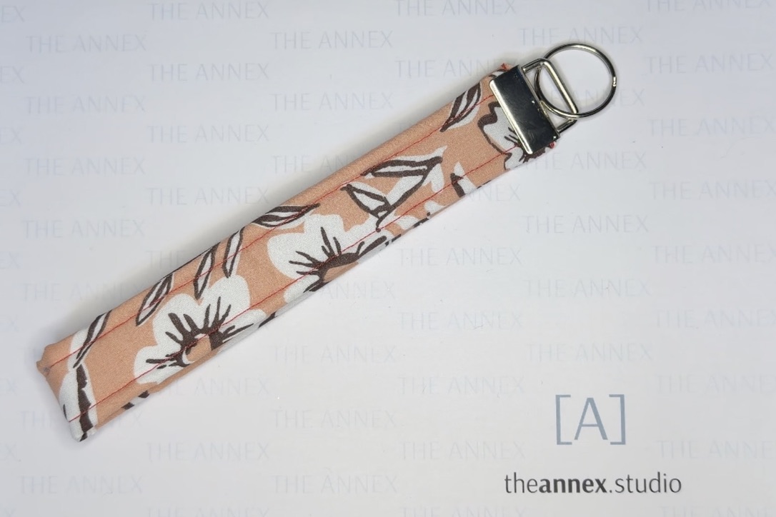 Peach Hibiscus Handmade Wristlet Keychain - Image 5